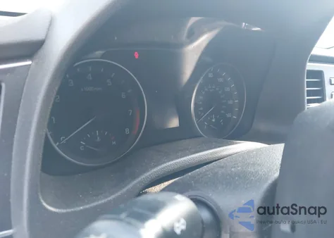 2017 Hyundai Elantra Se z USA, uszkodzony, nr VIN 5NPD74LF2HH102192